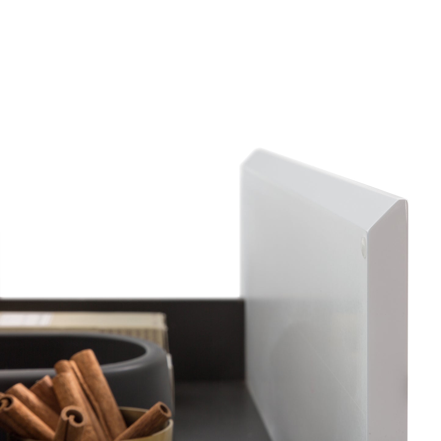 Newport Modern Design White Bathroom Furniture Set with Cabinet and Basin