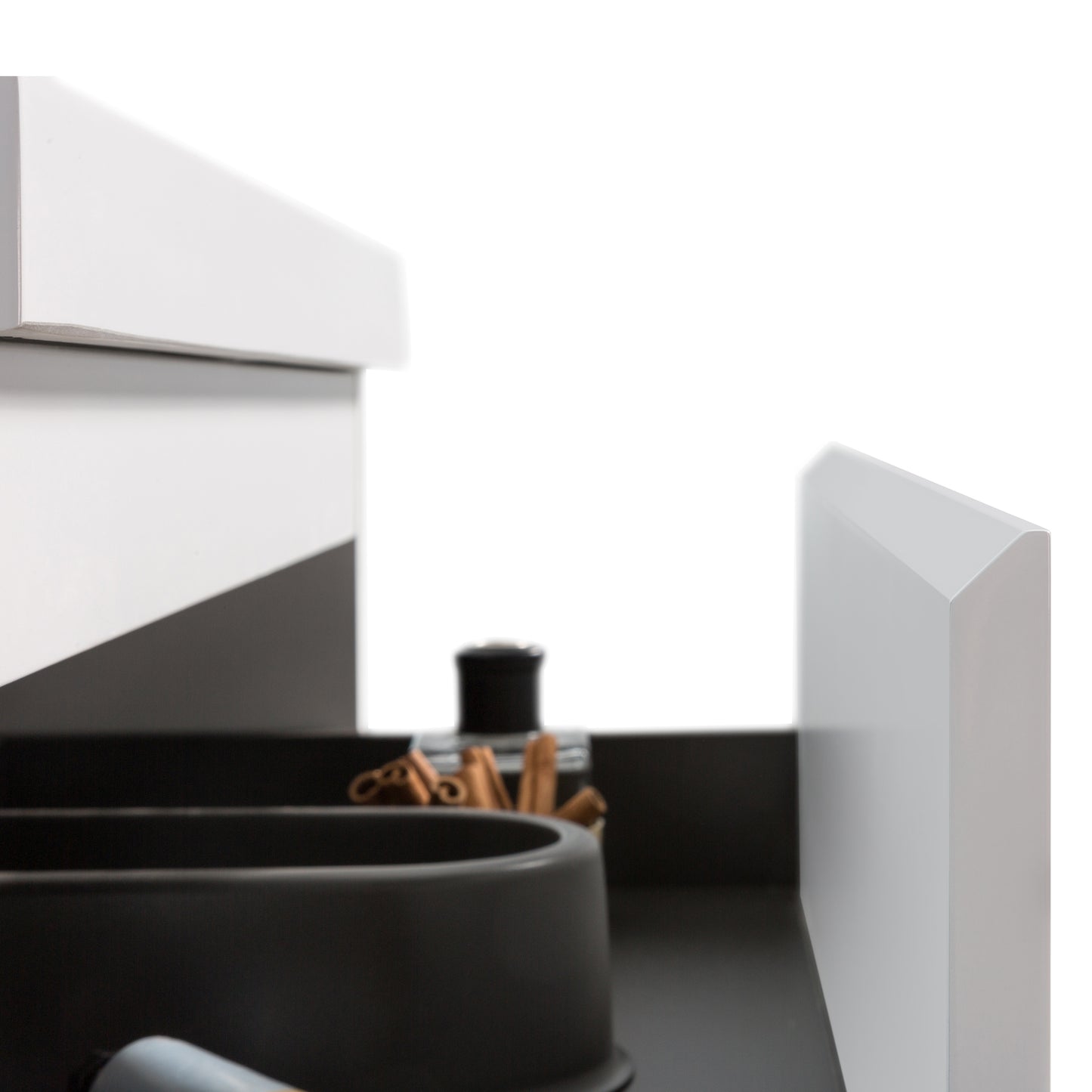 Newport Modern Design White Bathroom Furniture Set with Cabinet and Basin