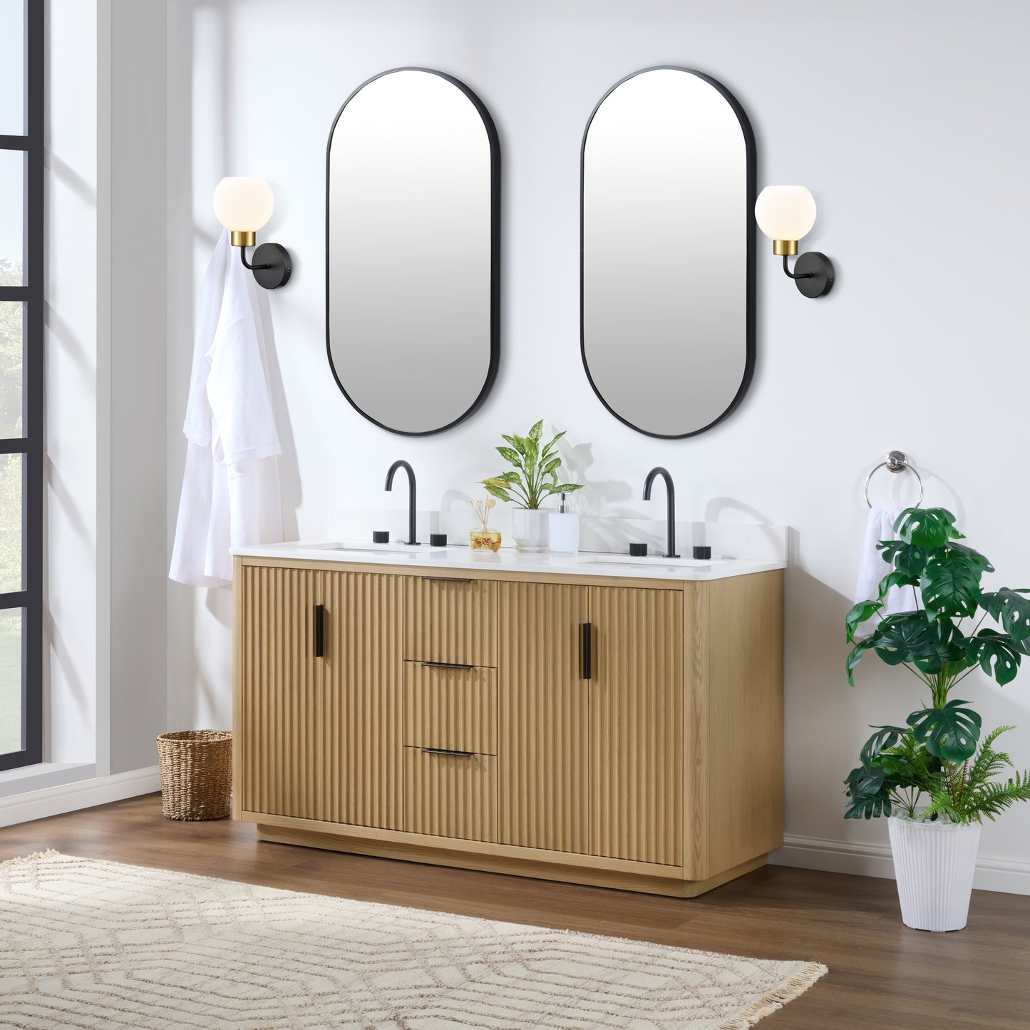 Evelyn Freestanding Bathroom Vanity in Nature Oak with Quartz Countertop