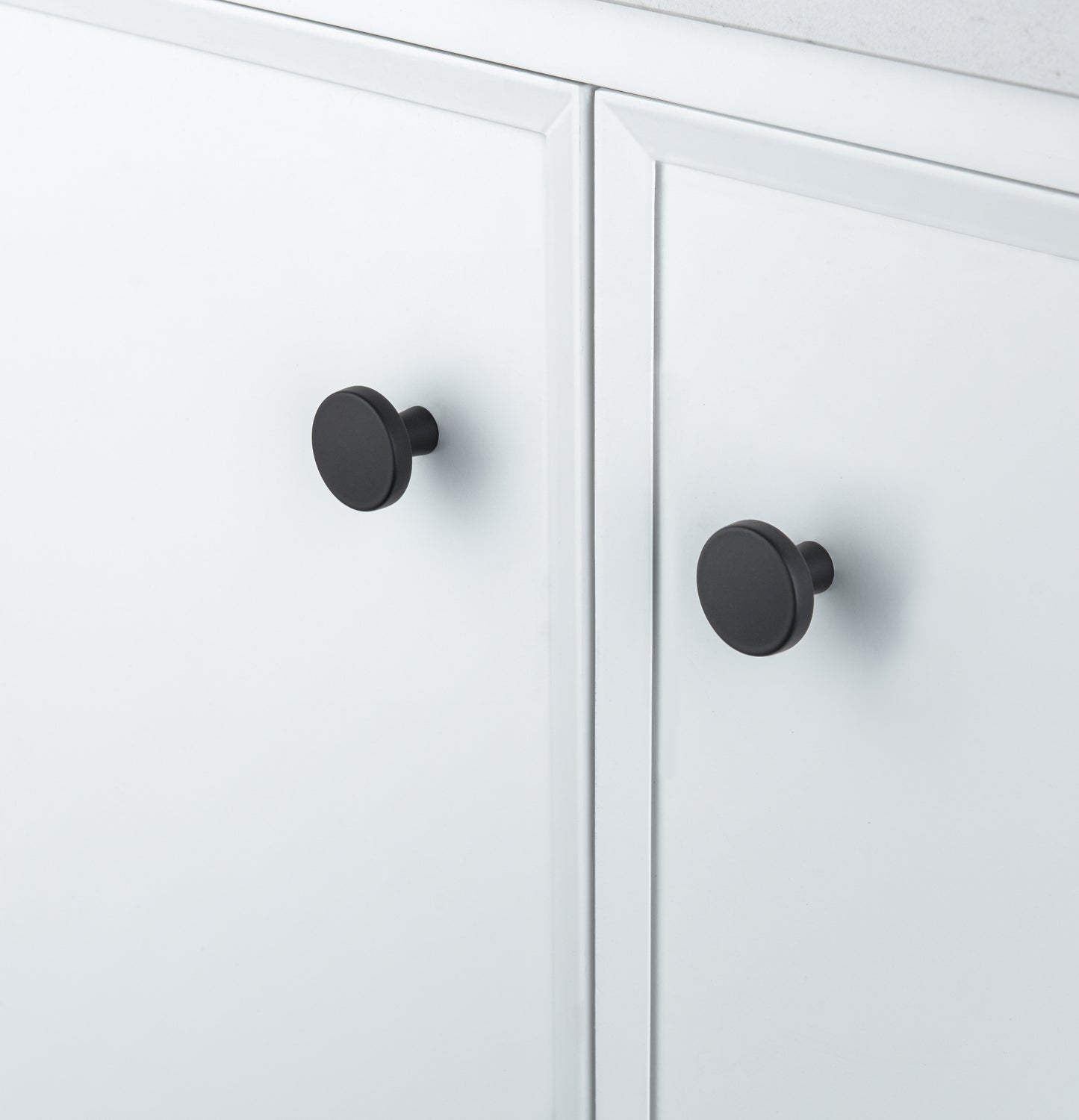 Luna 1.26 in. (32 mm) Modern Round Cabinet Knurled Knob (10-Pack)
